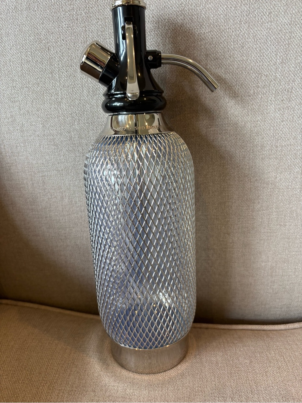 Black and Silver Soda Siphon Bottle - Classic Home Carbonator